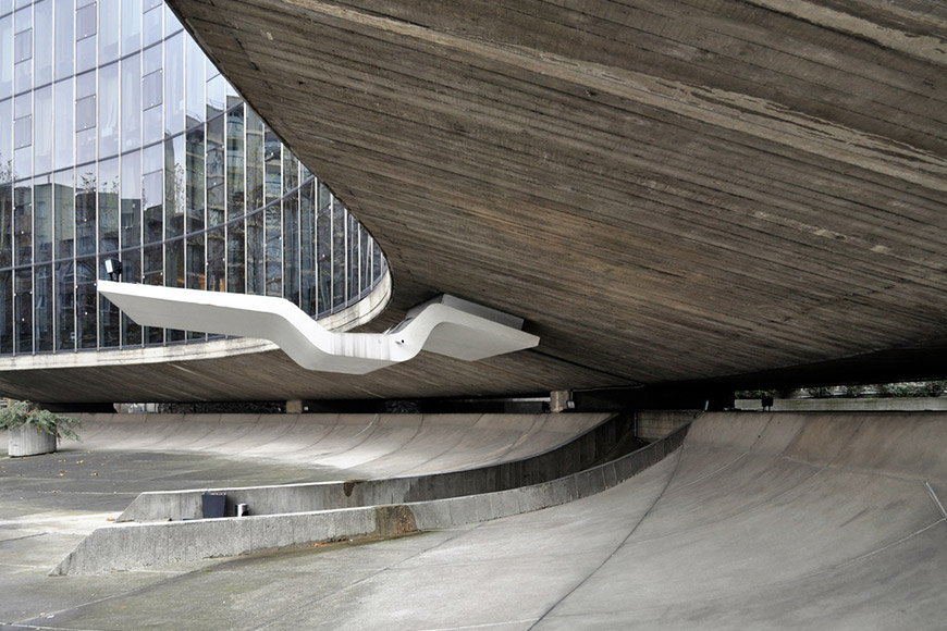 Oscar Niemeyer Paris La Biosthetique