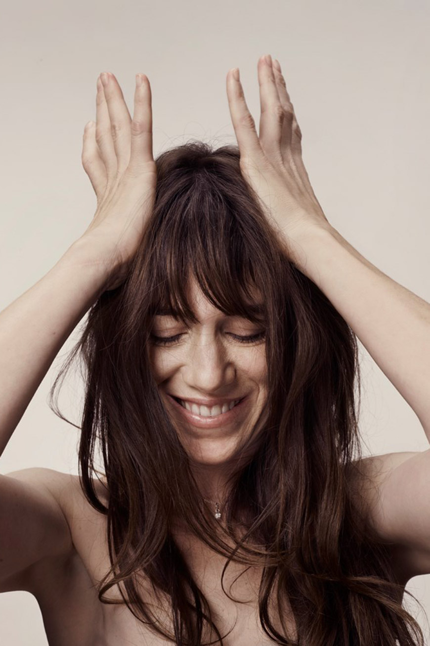 famous_hairstyles_with_bangs-charlotte_gainsbourg